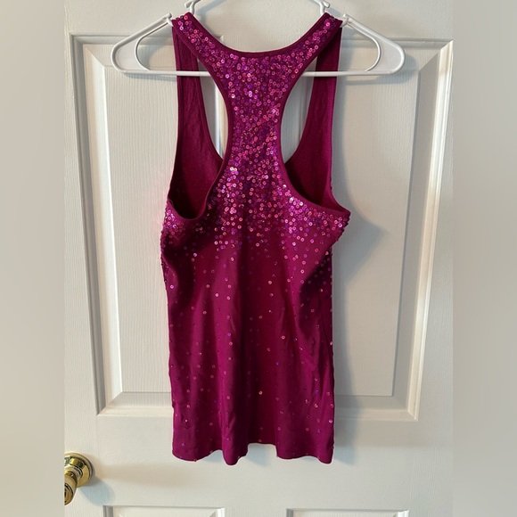 Express tank top - Picture 3 of 3